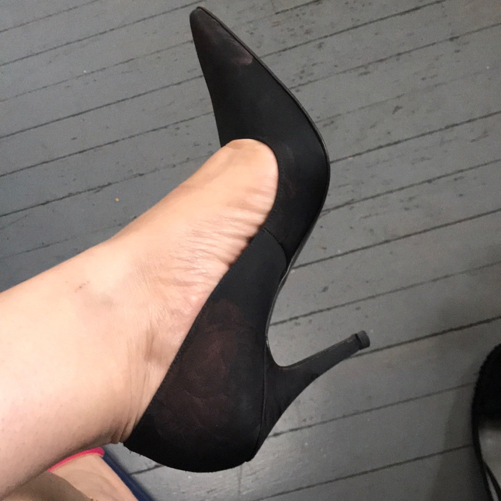 Heels - Picture 8 of 8